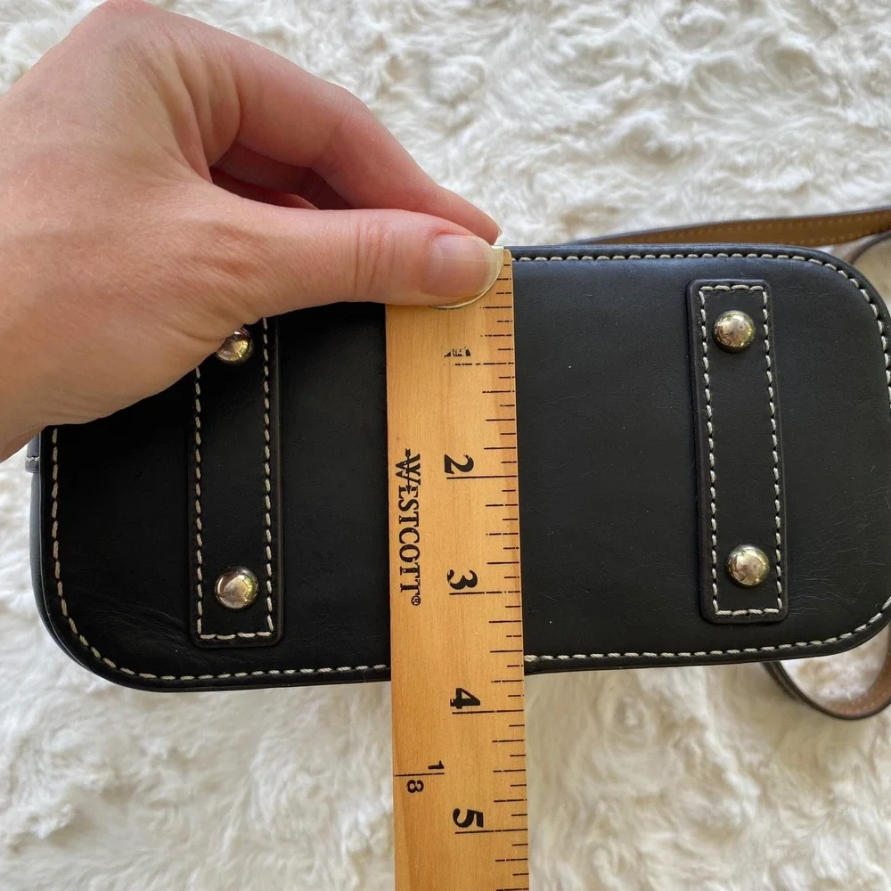 Dooney & Bourke Crossbody Bag Small Black Leather Domed Purse Classic Luxury